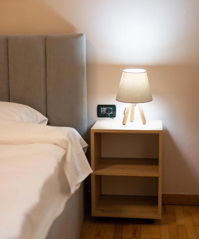 Light-2 Lovely Apartment In 티라나 외부 사진