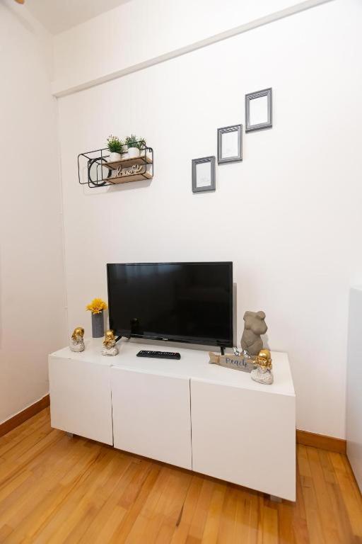 Light-2 Lovely Apartment In 티라나 외부 사진